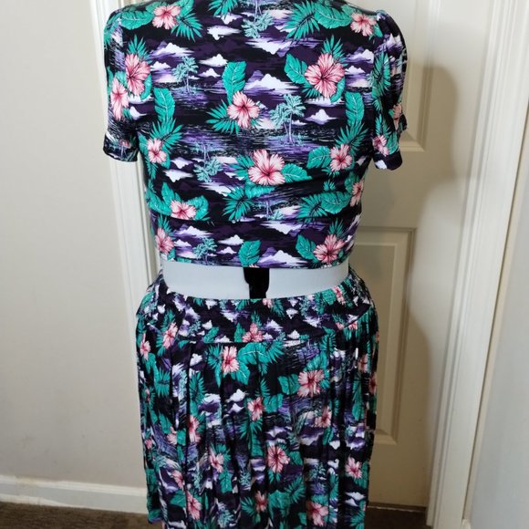 Hot Top Tropical skirt set - Picture 2 of 11